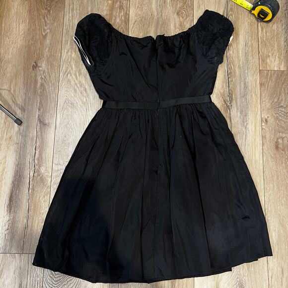 VERA WANG Women's Mini Dress Size 8 In Black - Picture 3 of 10